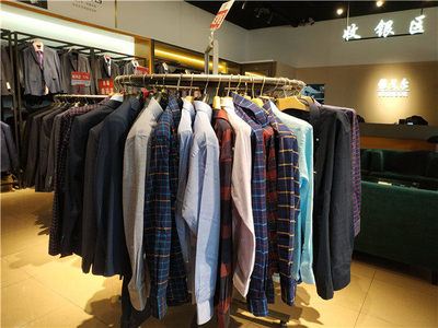 合肥“邂逅”雅戈?duì)柟S(chǎng)店 前三季度服裝凈賺7.75億背后的日用百貨銷(xiāo)售新篇章